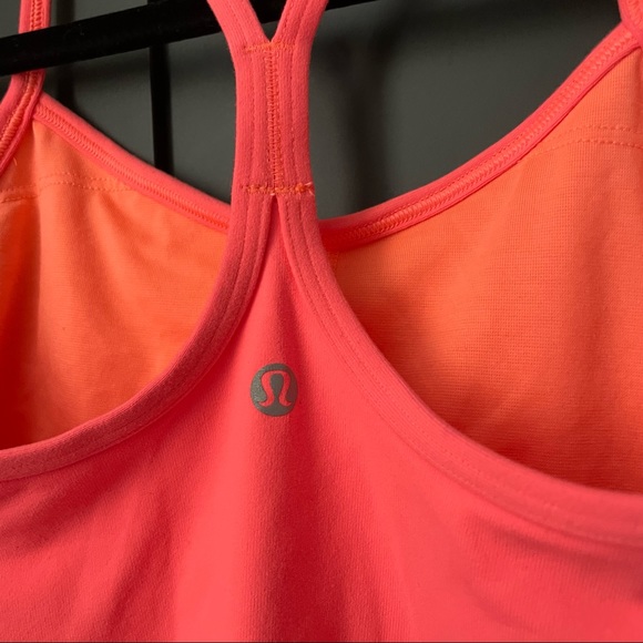 Lululemon tank - Picture 2 of 5